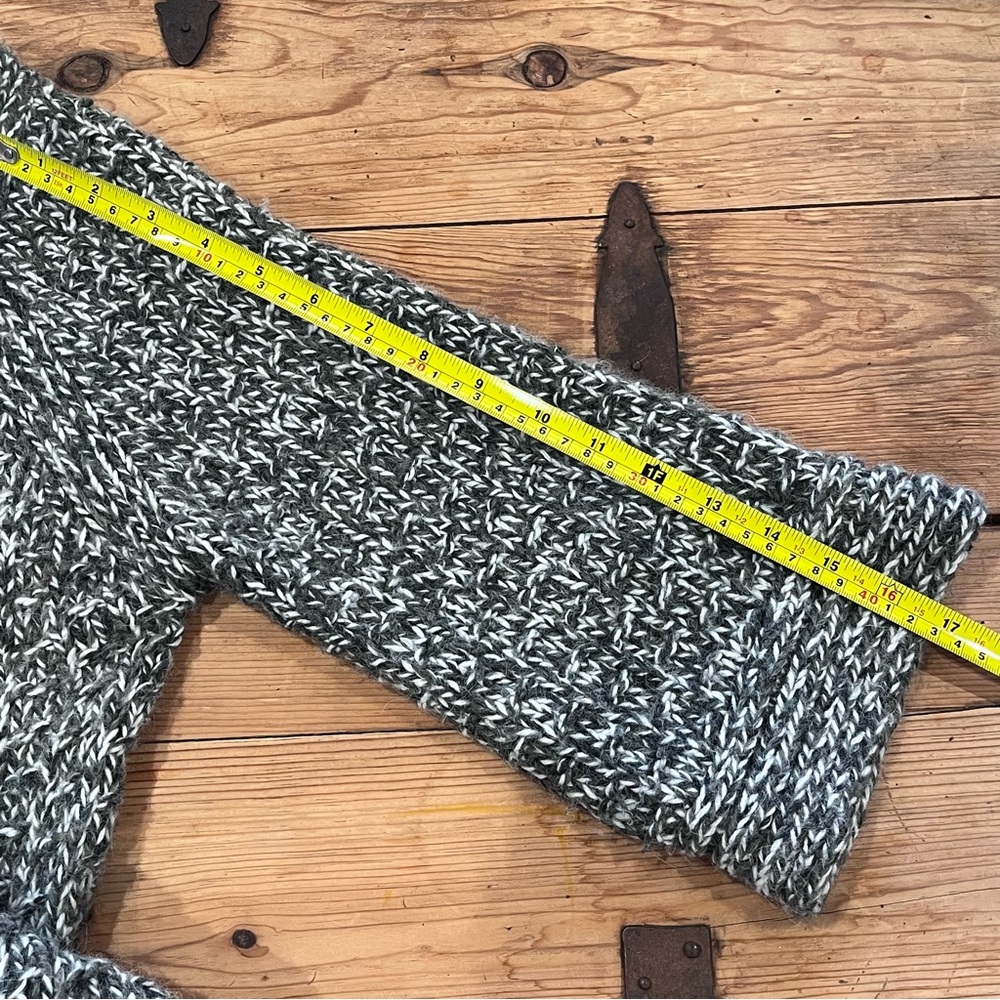 Chunky Knit 3/4 Sleeve Cardigan Sweater - Picture 6 of 7